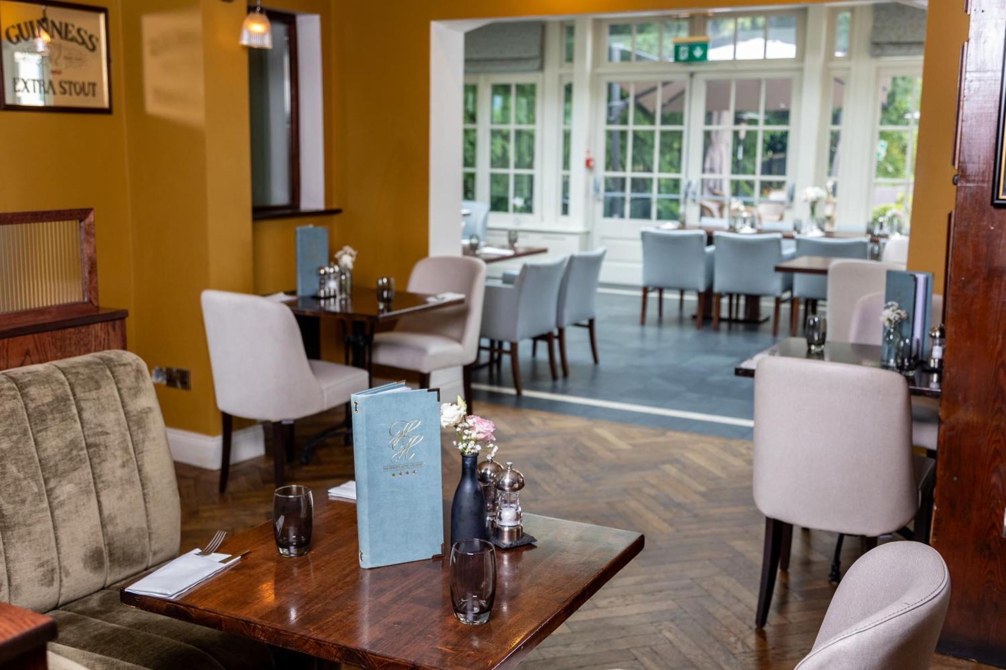 Killarney Heights Hotel Екстериор снимка